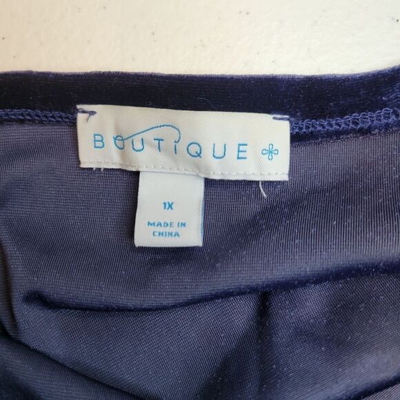 Boutique  Evening Blue Velvet Short Sleeve Wrap Midi Dress Women's Plus Size 1X - Picture 11 of 13